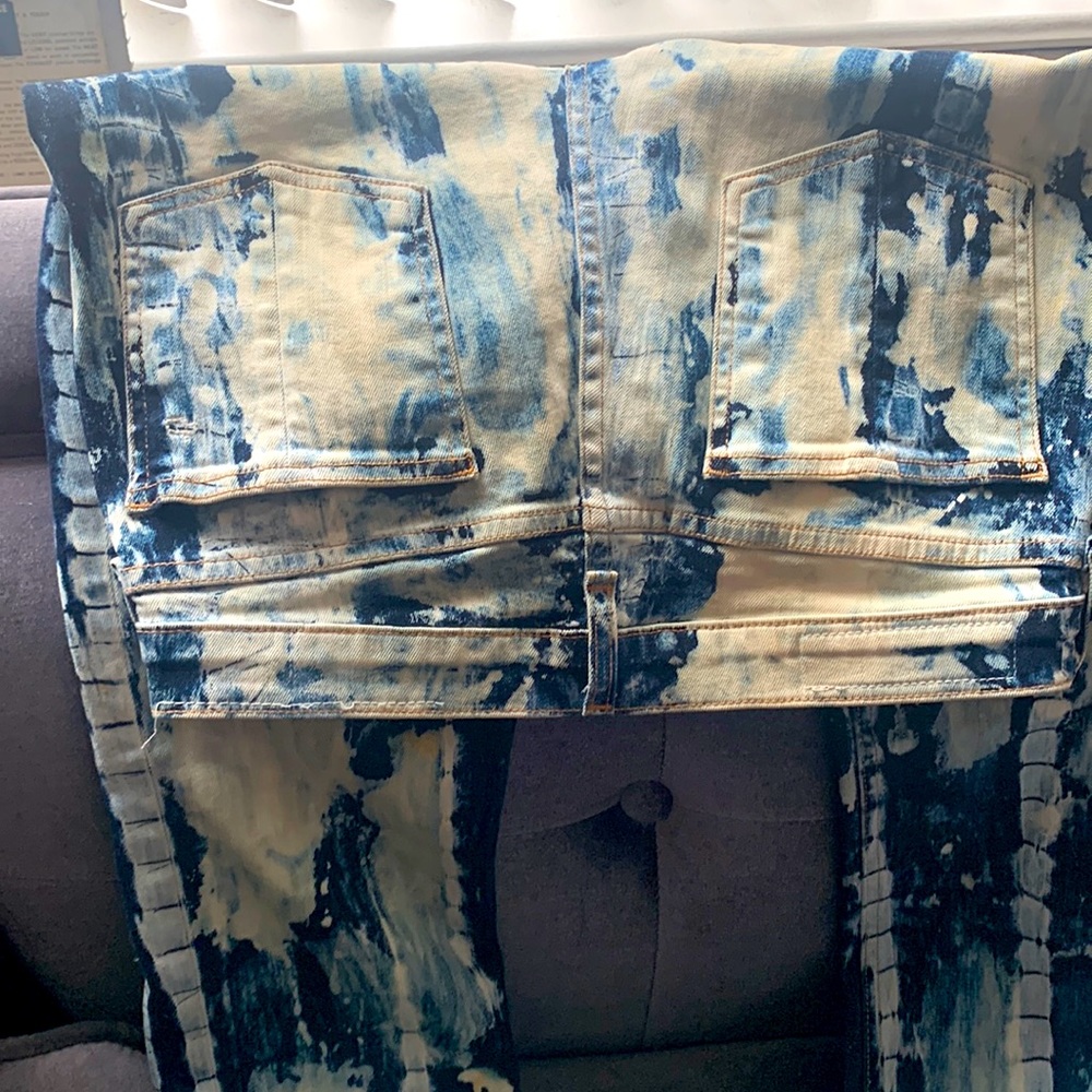 Rag & Bone bleach print skinny jeans! Dynamic print in person.